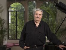 Tom Conti