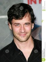 Tom Everett Scott