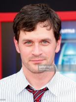 Tom Everett Scott