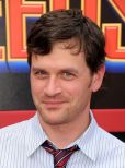 Tom Everett Scott