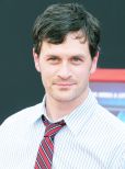 Tom Everett Scott