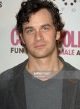 Tom Everett Scott