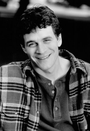 Tom Everett Scott