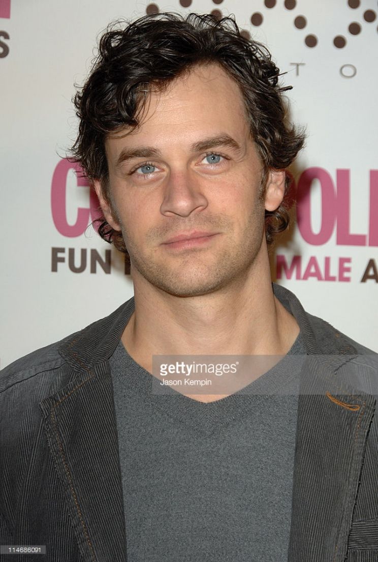 Tom Everett Scott