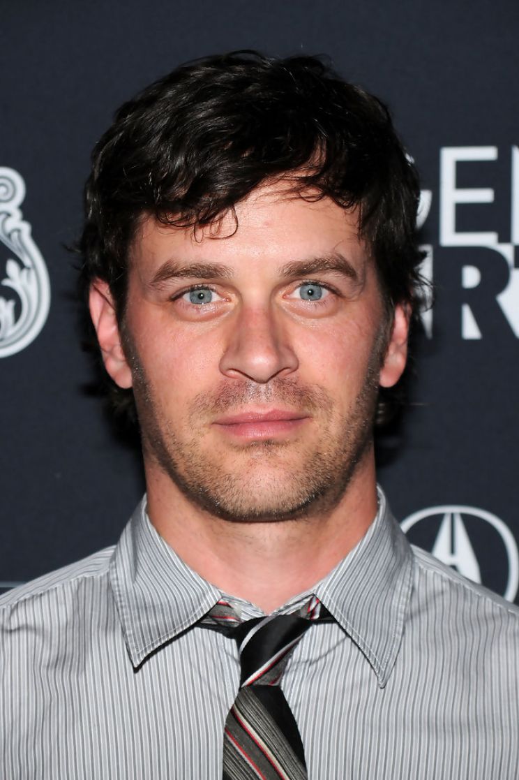 Tom Everett Scott