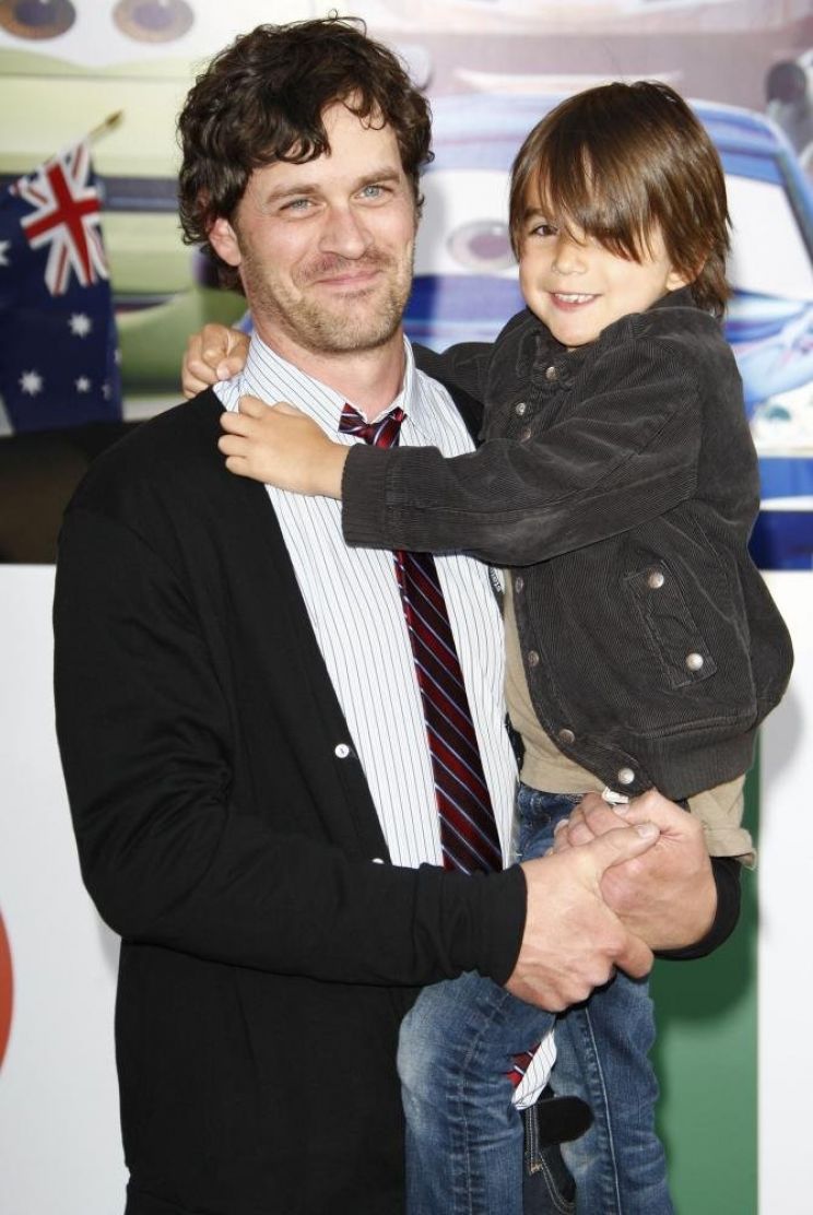 Tom Everett Scott