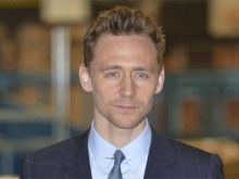 Tom Hiddleston #1737 picture (Landscape Medium)