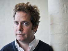 Tom Hollander