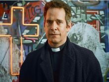 Tom Hollander