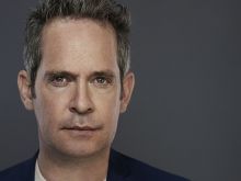 Tom Hollander