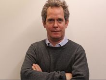 Tom Hollander