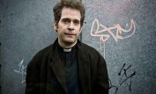 Tom Hollander