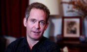 Tom Hollander