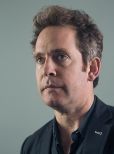 Tom Hollander