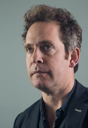 Tom Hollander