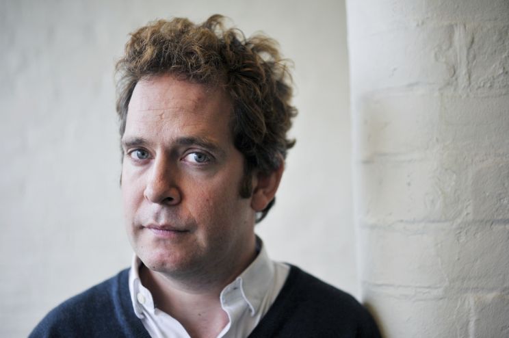 Tom Hollander