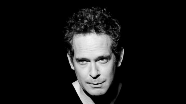 Tom Hollander