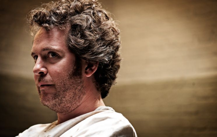 Tom Hollander