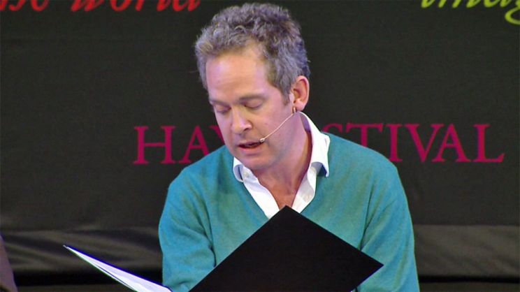 Tom Hollander