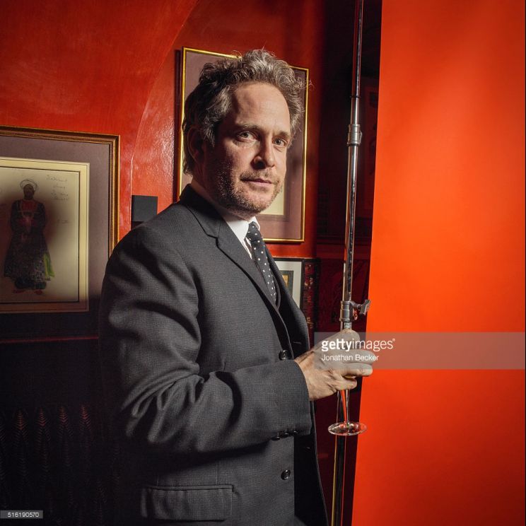 Tom Hollander