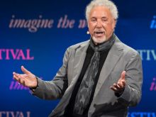 Tom Jones #339384 picture (Landscape Medium)