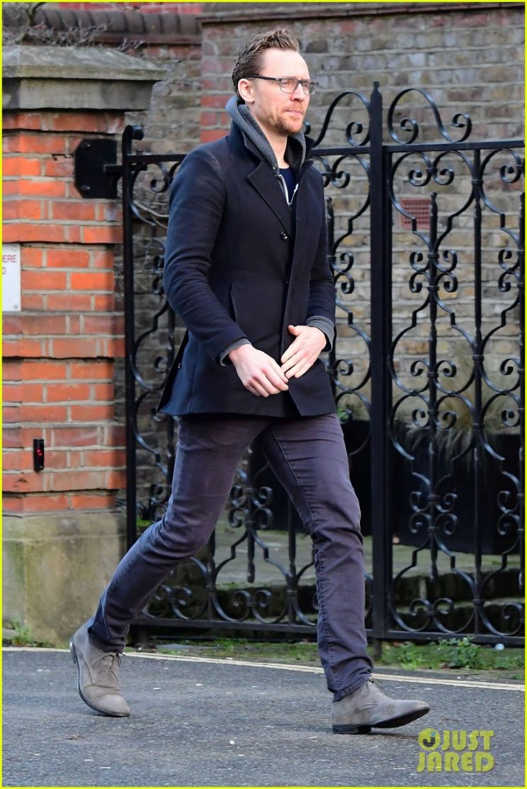 Tom London