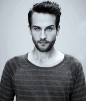 Tom Mison