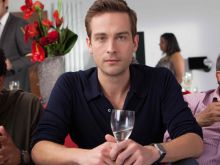 Tom Mison