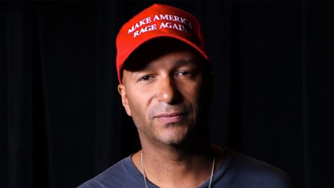 Джузеппе морелло. Tom Morello. Джузеппе Морелло фото. Том Морелло коммунист.
