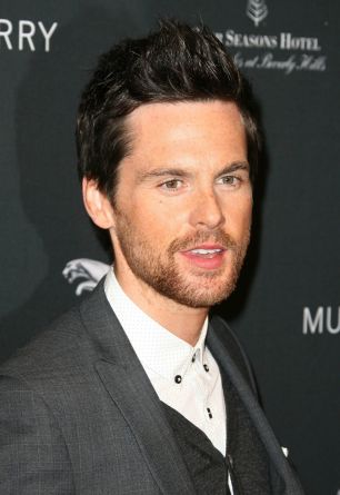Tom Riley