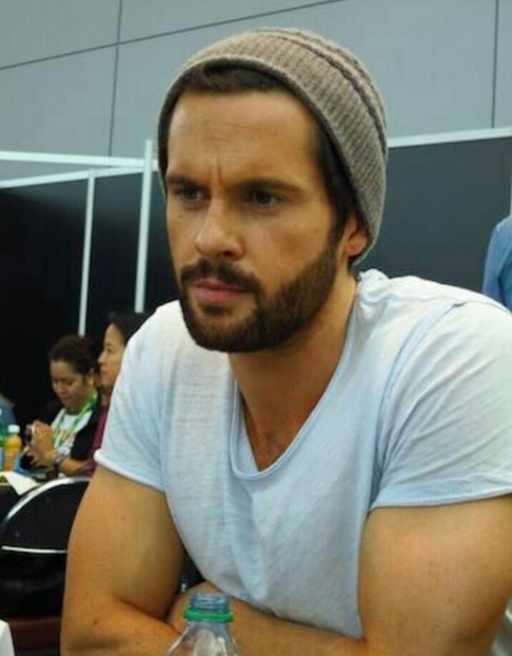Tom Riley