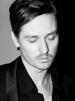 Tom Schilling