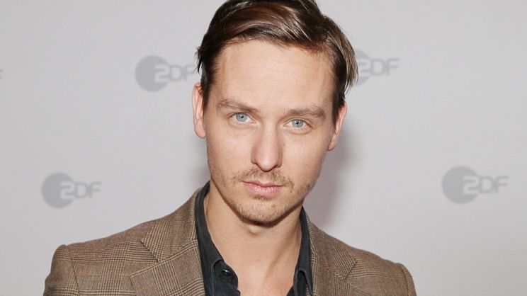 Tom Schilling