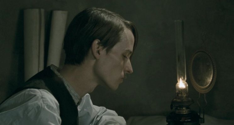 Tom Schilling