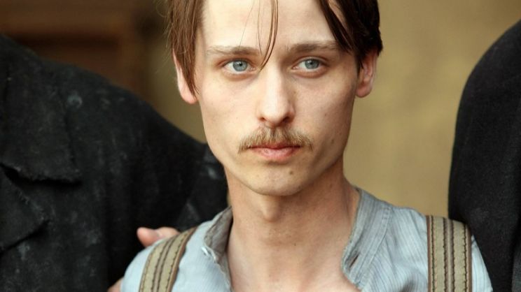 Tom Schilling