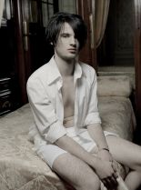 Tom Sturridge