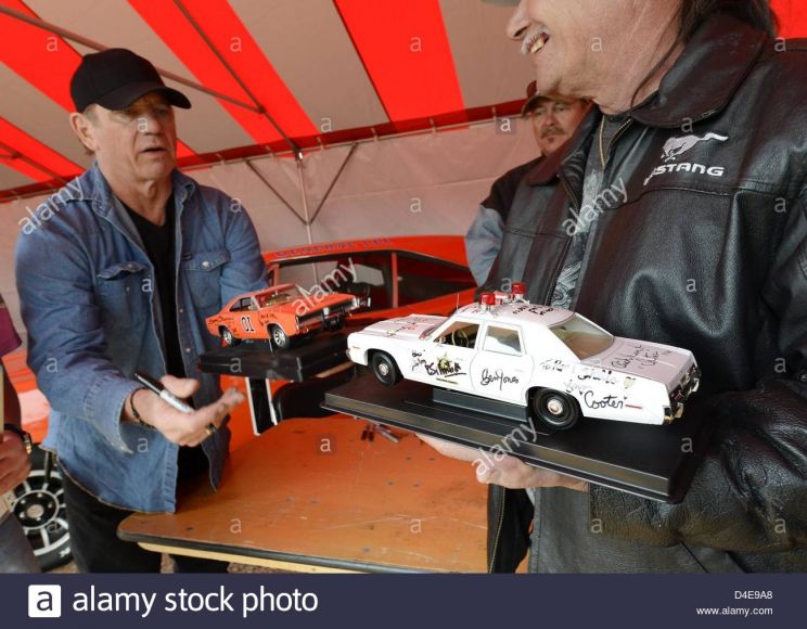 Tom Wopat