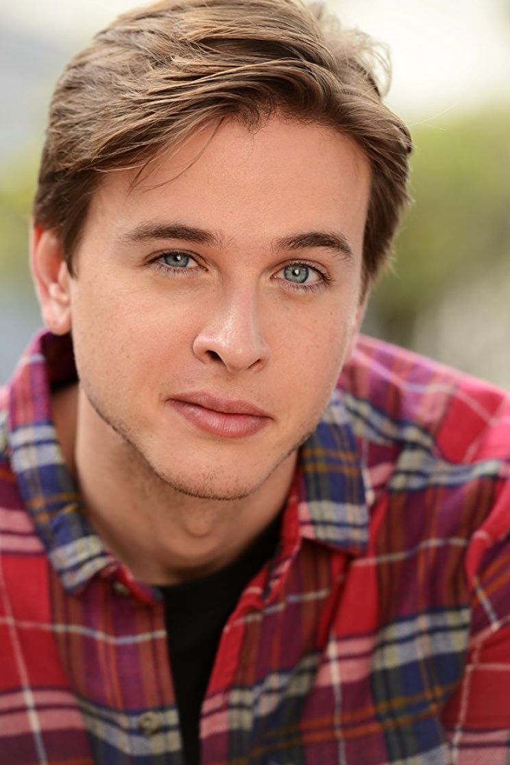Tommy Day Carey