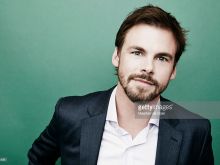 Tommy Dewey