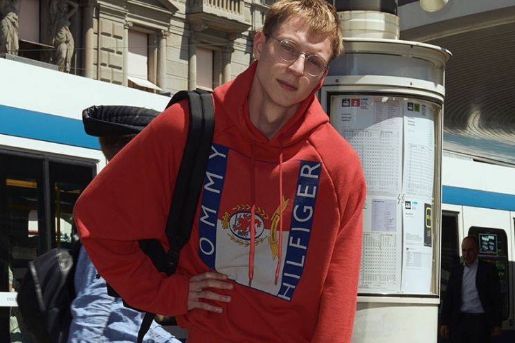 Tommy Hilfiger
