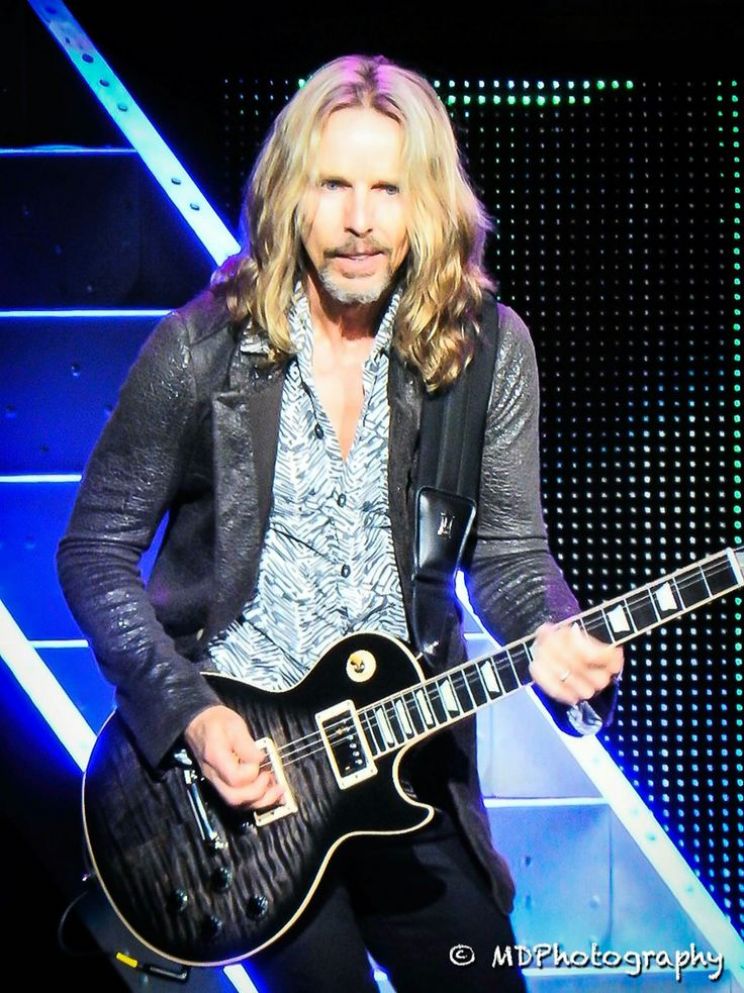 Tommy Shaw