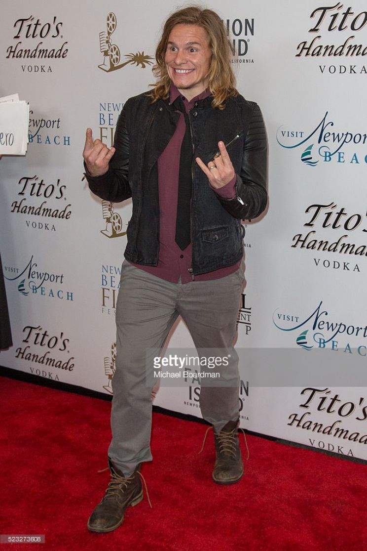 Tony Cavalero