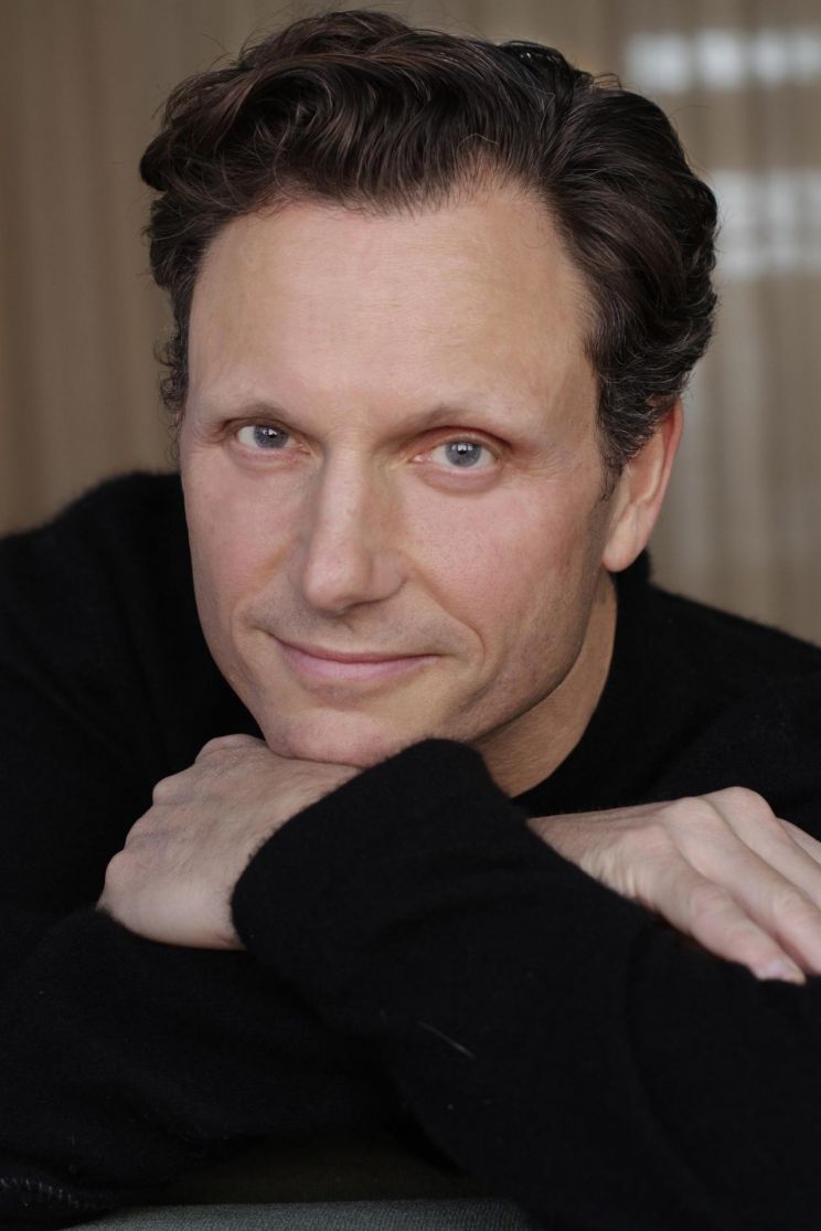 Tony Goldwyn