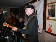 Tony Pitts