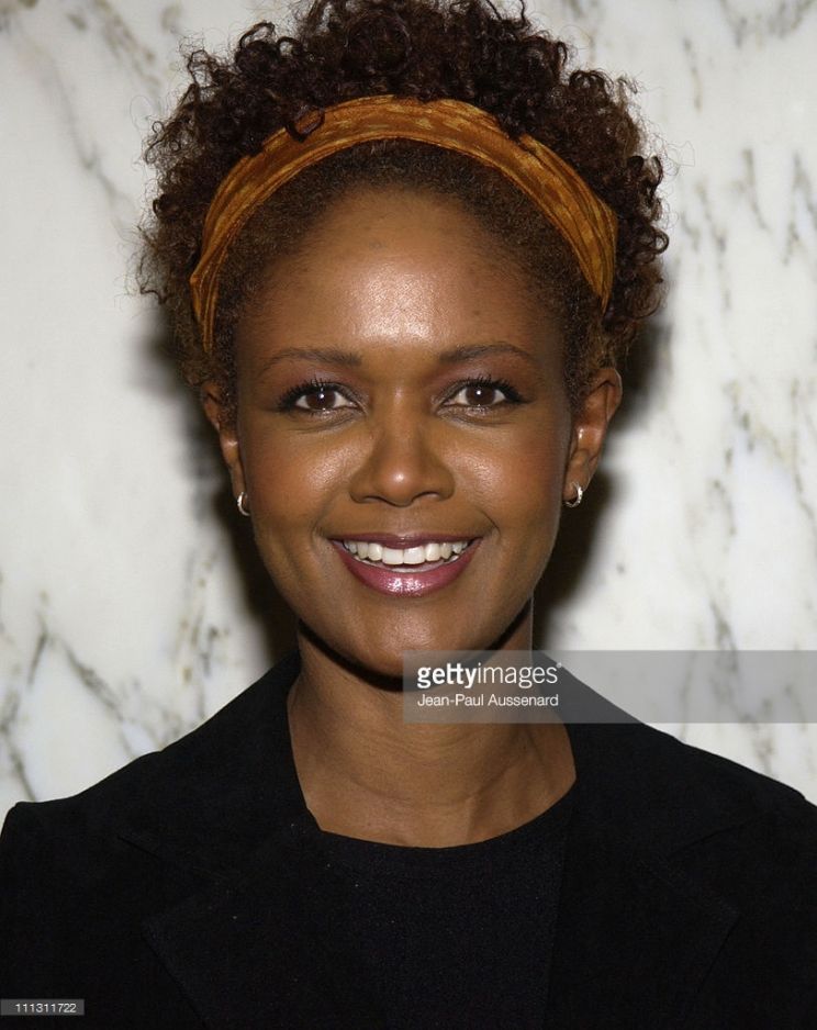 Tonya Lee Williams