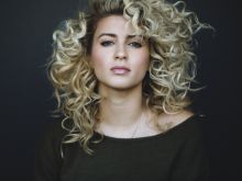 Tori Kelly