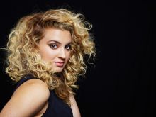 Tori Kelly