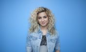 Tori Kelly