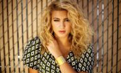 Tori Kelly