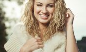 Tori Kelly